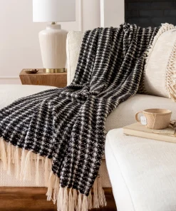 Artistic Weavers Nataley Hand-Woven Black & Off-White Plaid Throw