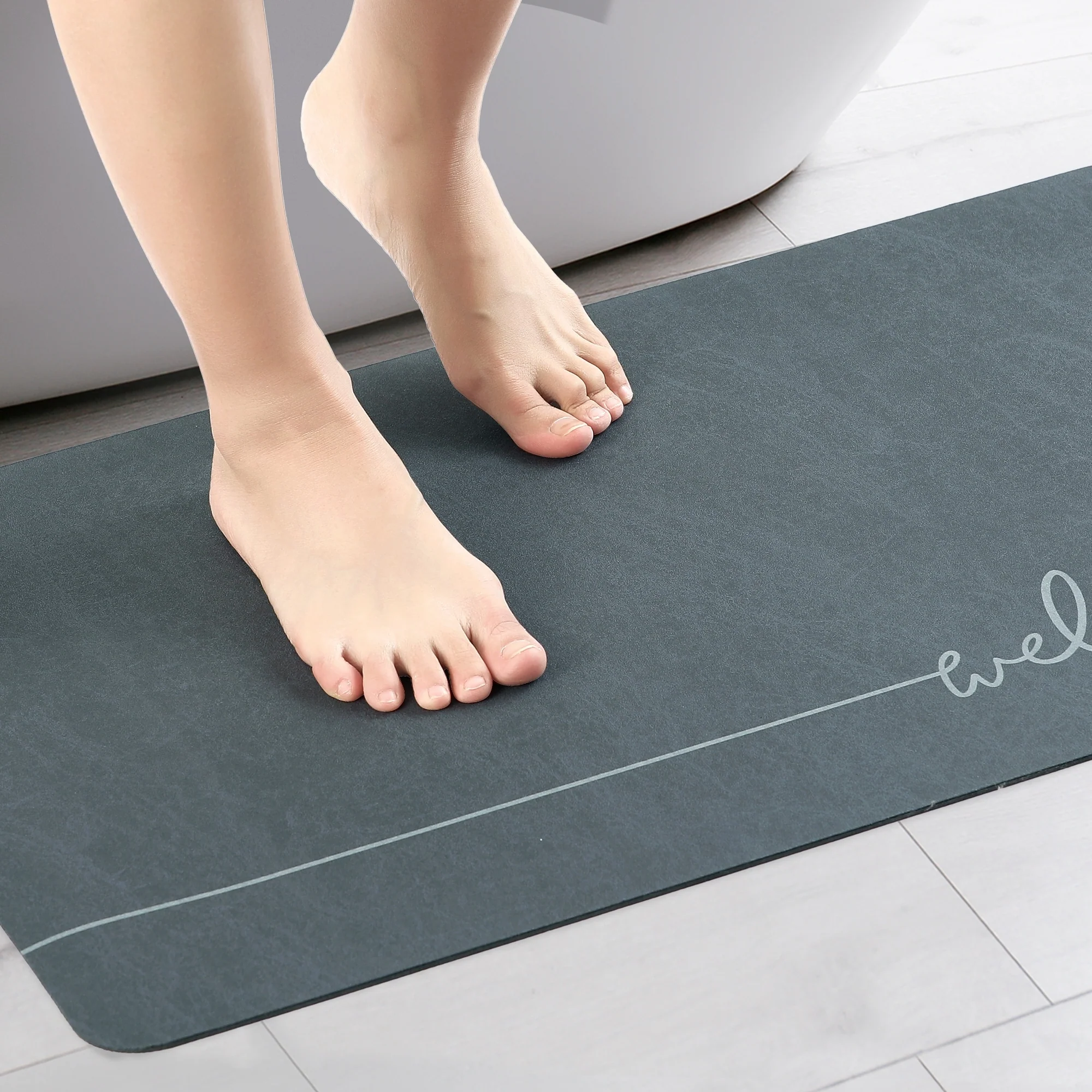 02FB0AE9-7C62-D985-AB74-C1845B8A78FF