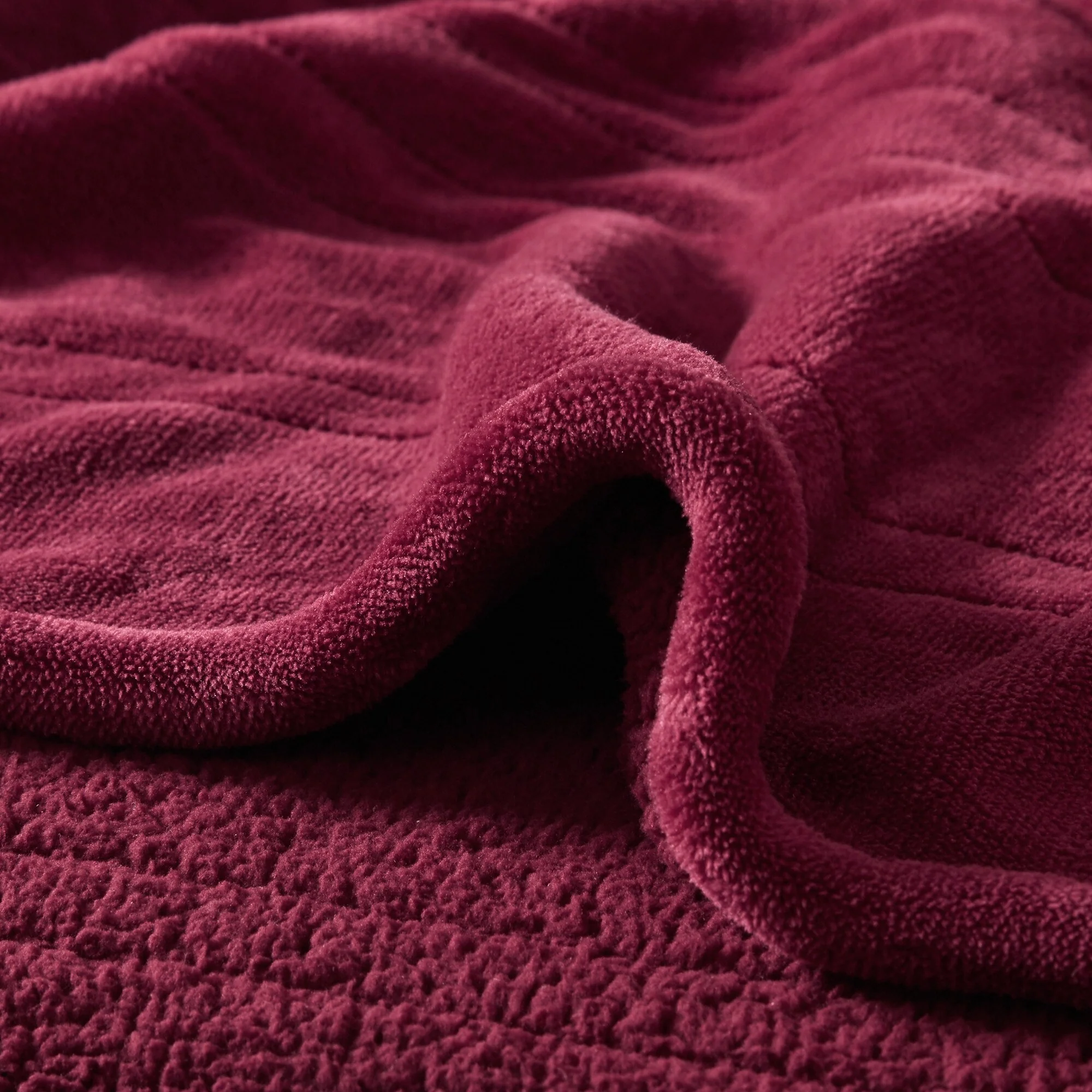 035C8D94-606A-C97B-6F09-7D3BECE56F4D