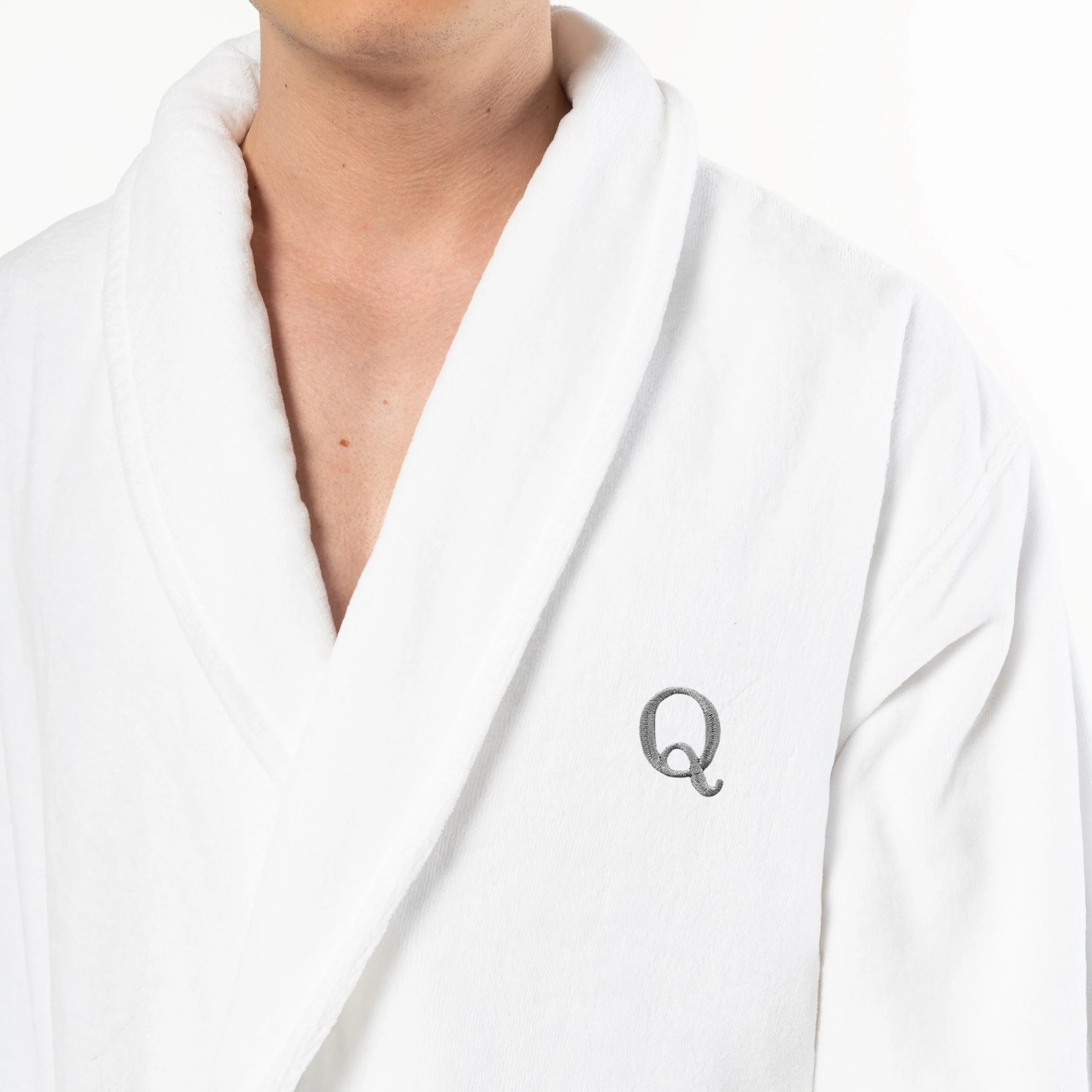 05B2172A-3700-4724-235B-4C4101BAB033