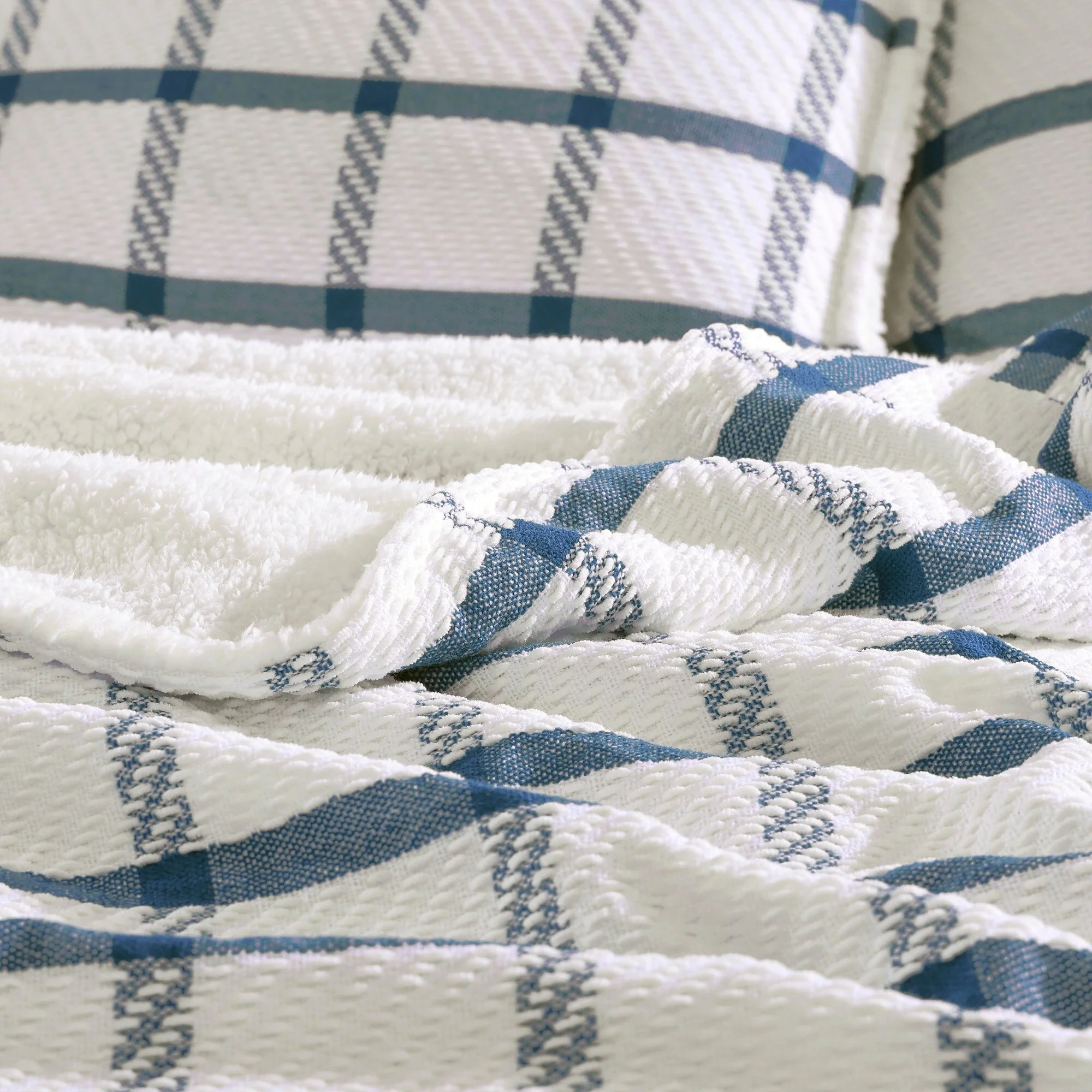 07F52D2E-0936-4AFD-7169-4EBECC1129C2