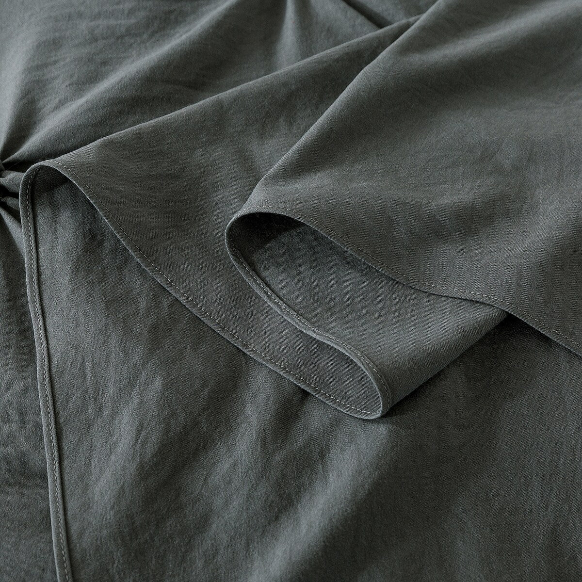 087DF604-C99A-51C5-7206-AB3CF00A09BE