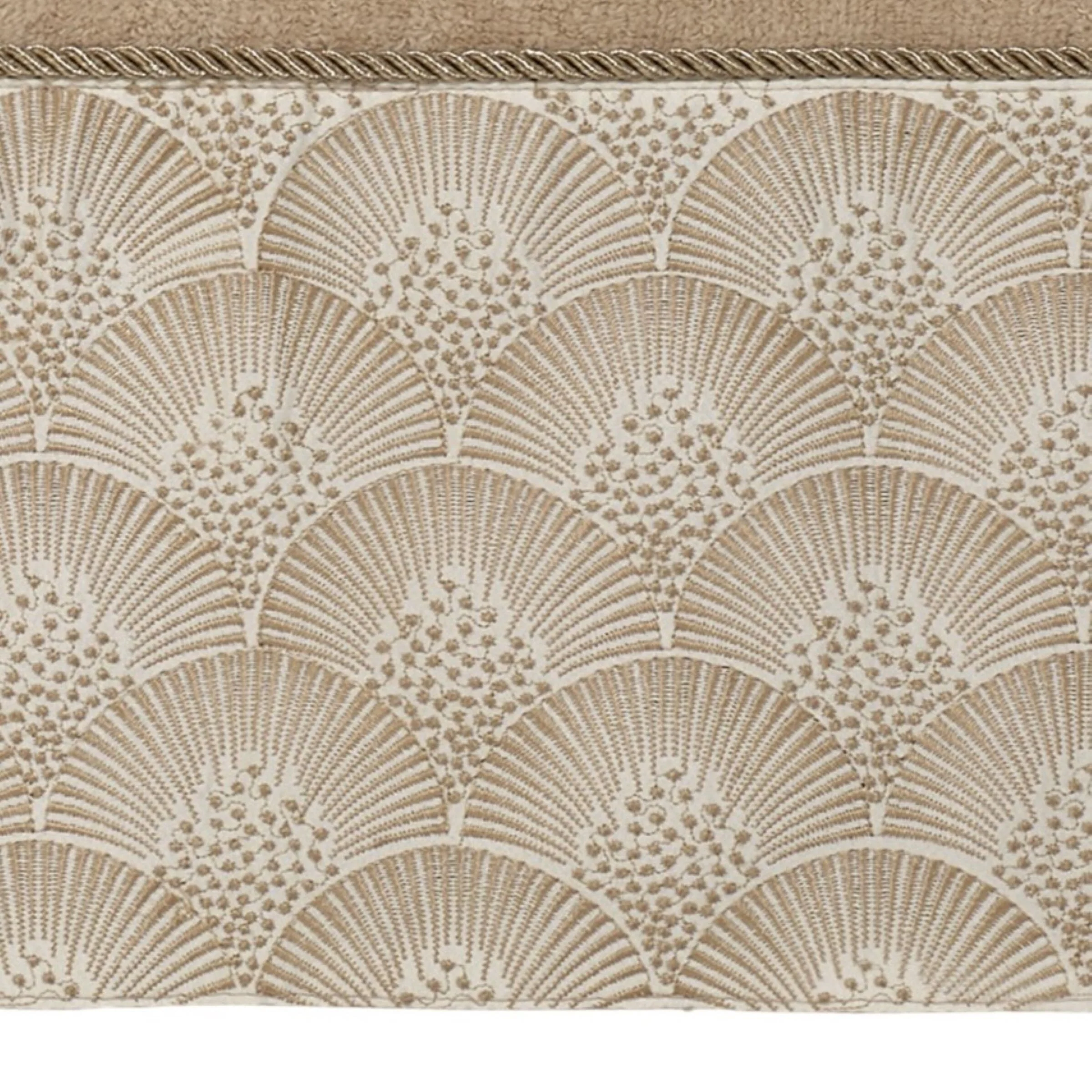 098C4E4D-6127-87FE-404D-8B363D4943BD