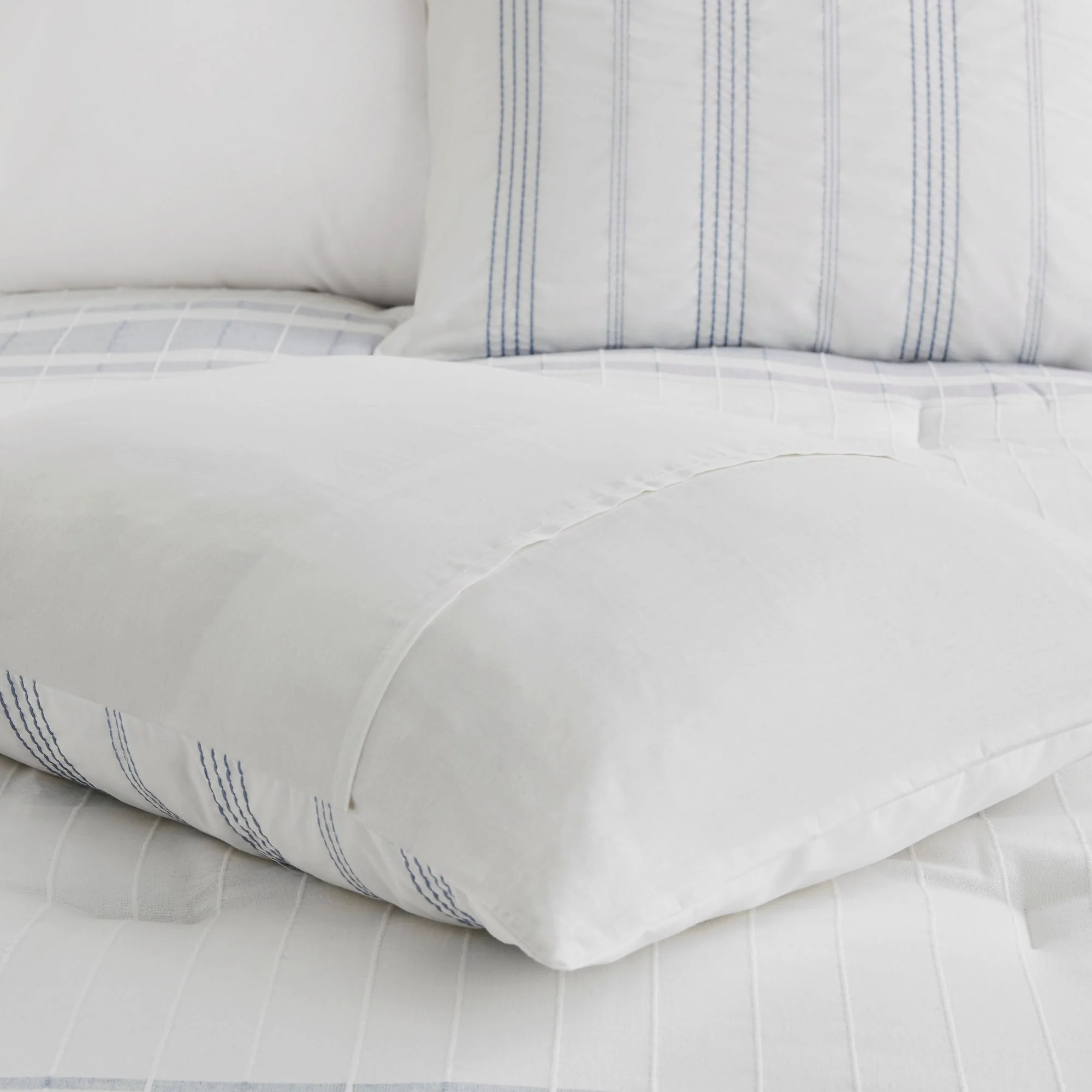 0B669D01-DF88-2A3A-549D-C849CFF35D2B