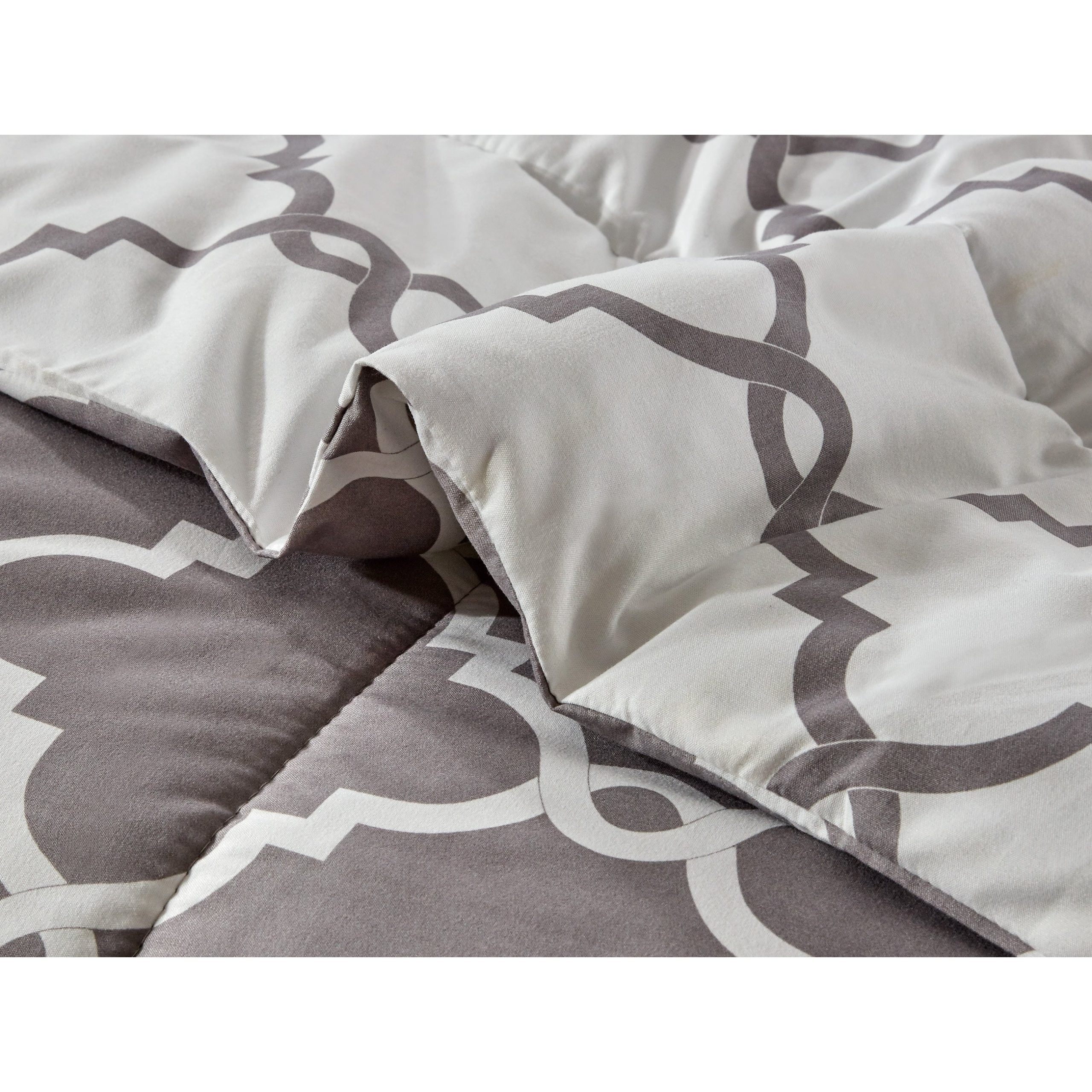 0B709970-289A-6465-F73A-E06E95CAC434