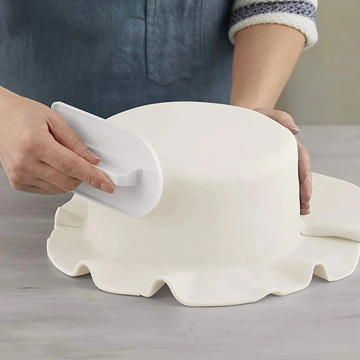 0DB6F3B2-5875-8BDC-7680-27E02FB2307B