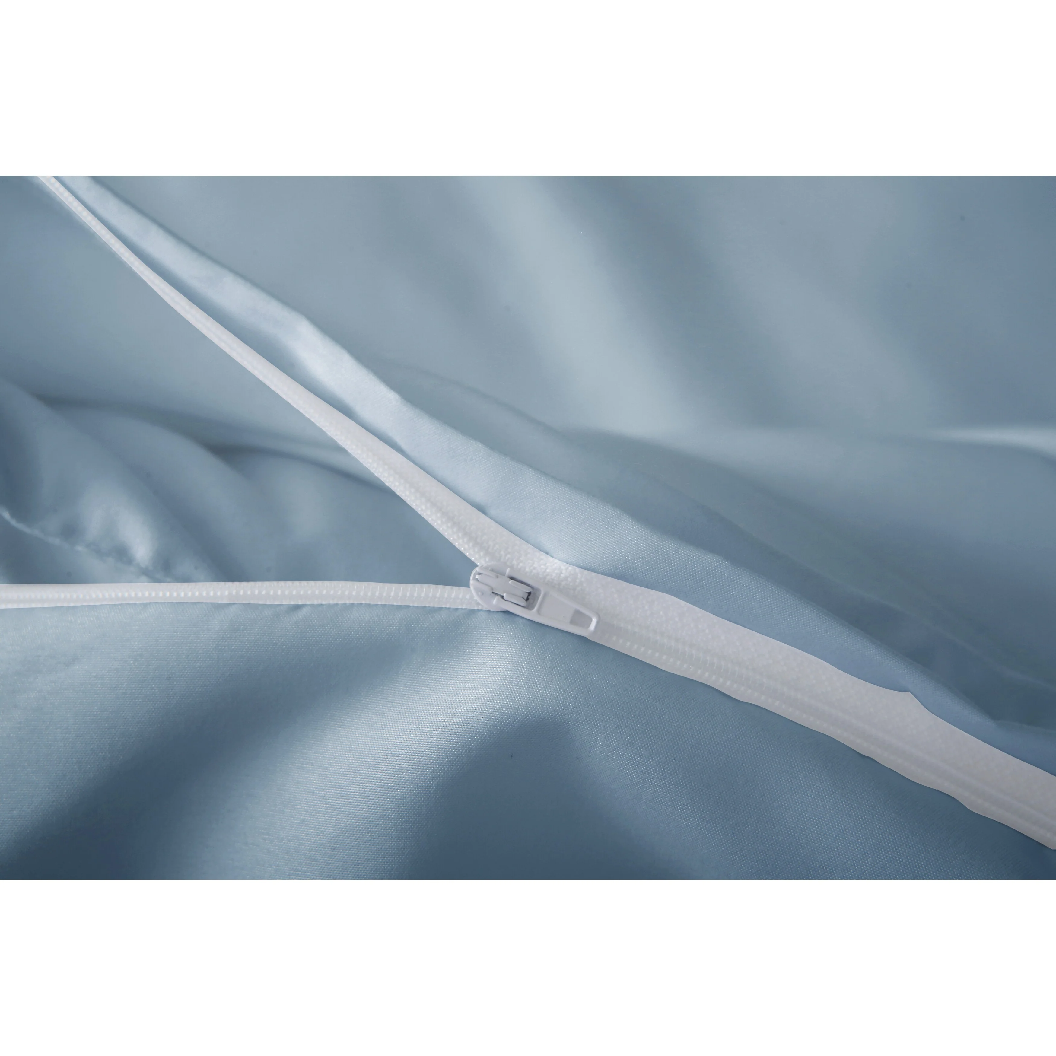 0DBB2466-9636-72B1-FA57-574E6FC6B4C9