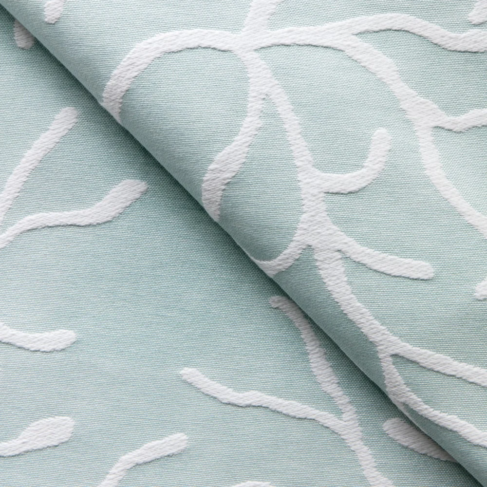 127674B0-9444-6181-83AE-FC212A8335B4