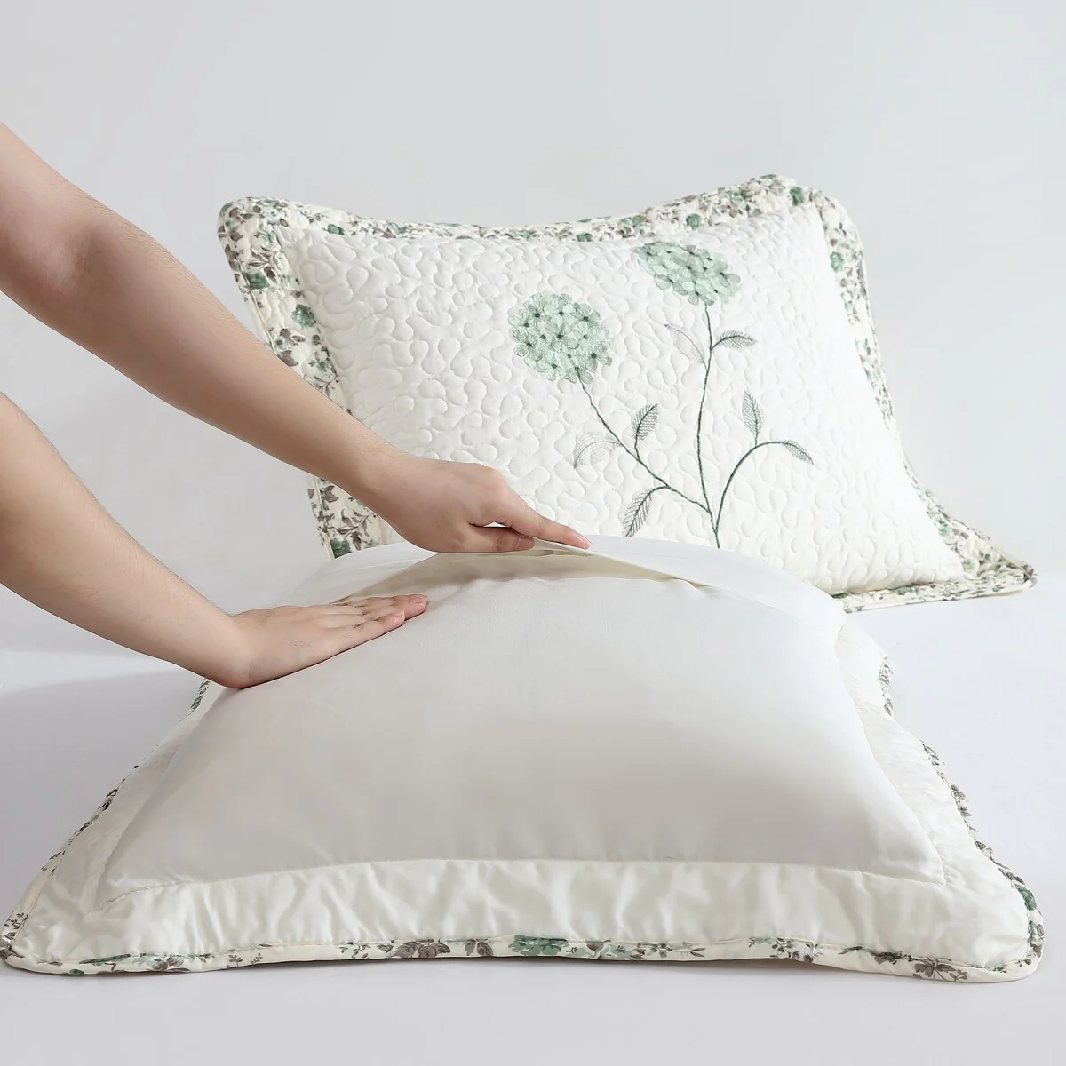 146A44E2-842A-55EC-B47F-30253F1C9298