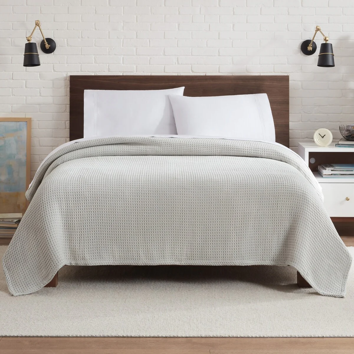 14F01022-FDD2-3594-3143-21A29F463971