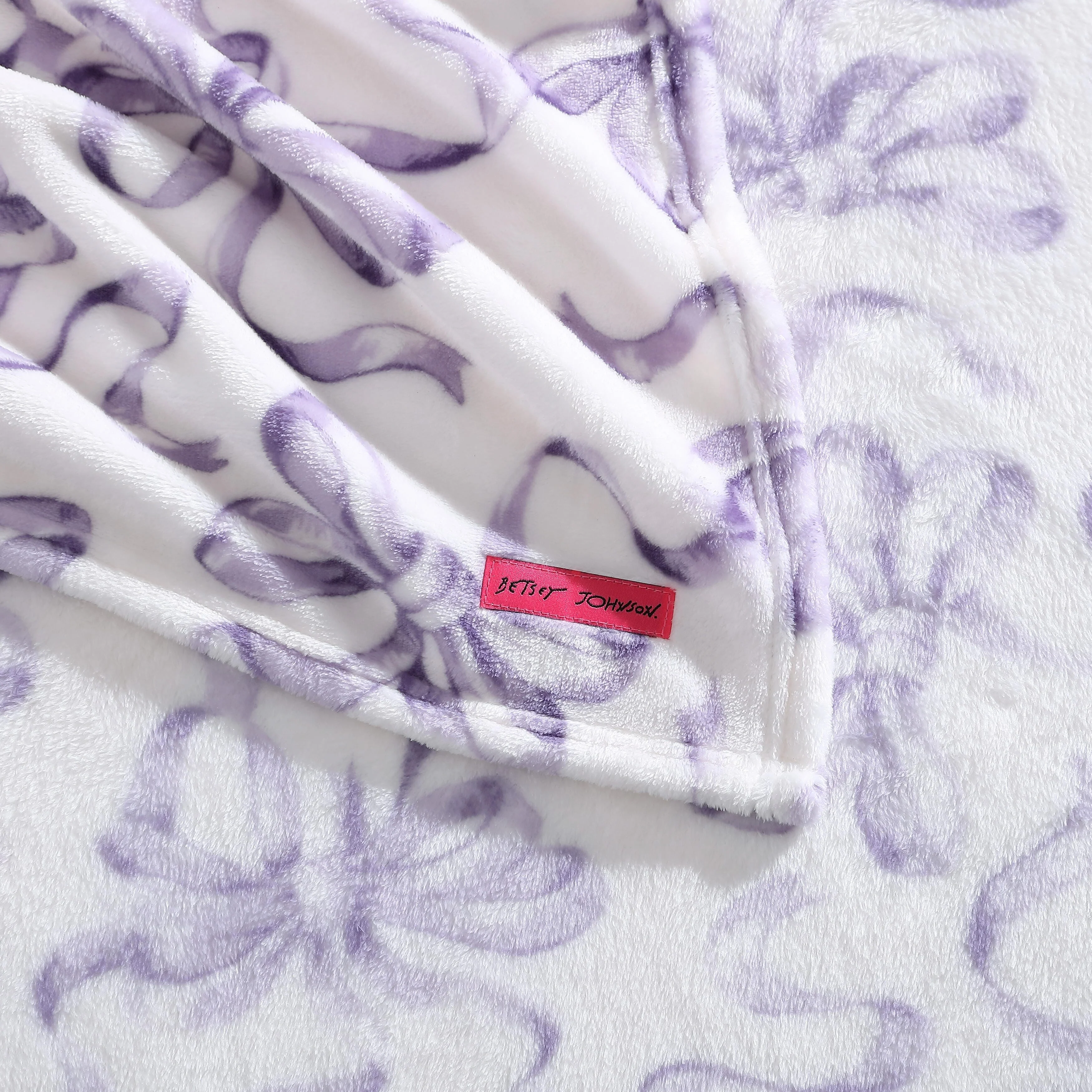 17C5FF77-0DB5-6C12-9EE7-C7B5D79DAA22