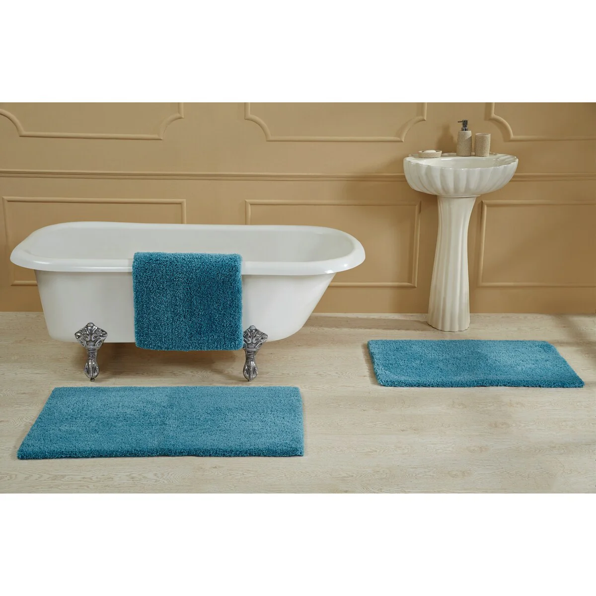 Better Trends Bath Rug 100% Micro Polyester Tufted Anti-Skid Latex Backing Bathroom Rugs for Shower, Sink Bath Mats Micro Plush