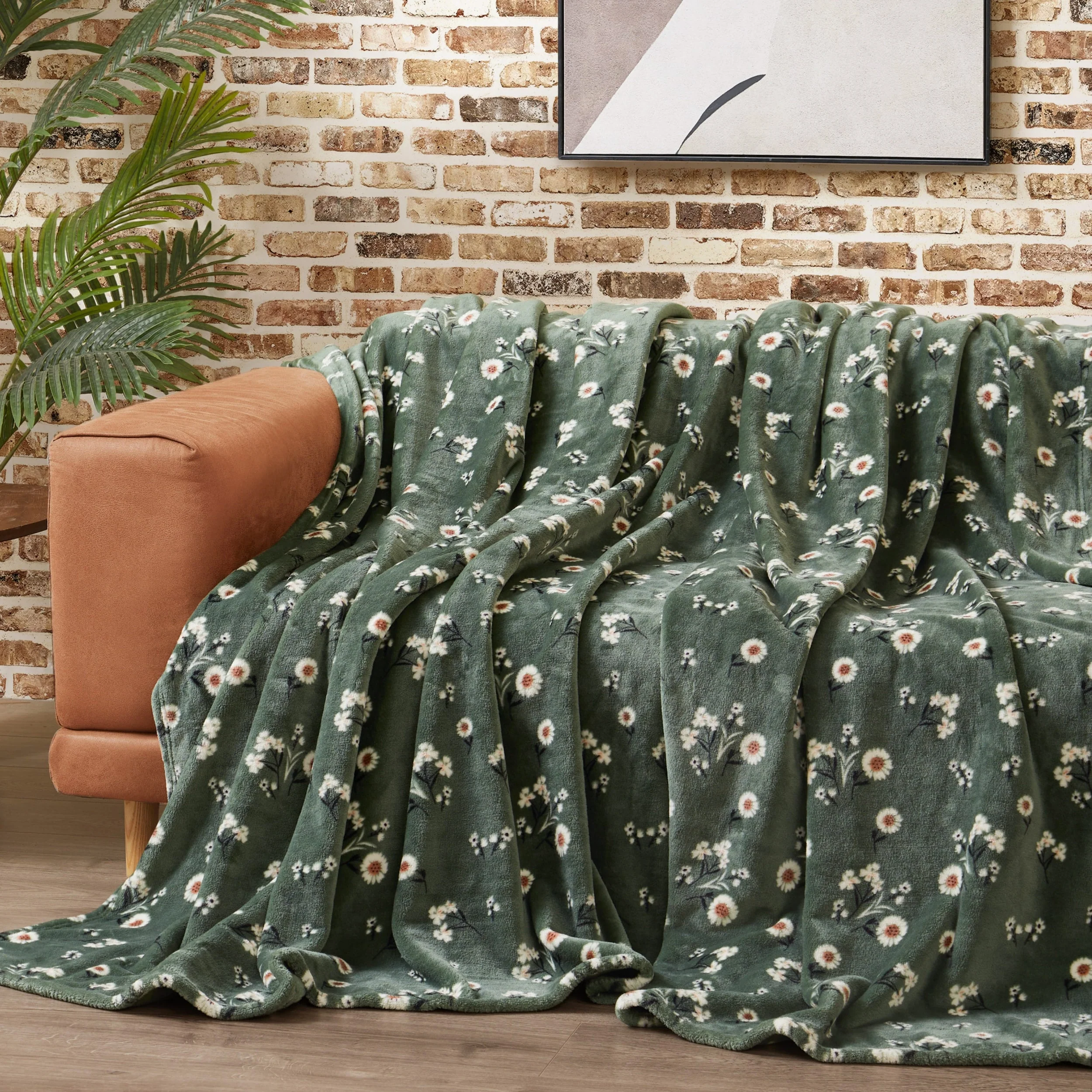 1BD328AC-D45D-22EB-7081-1A55B3E9CAE4