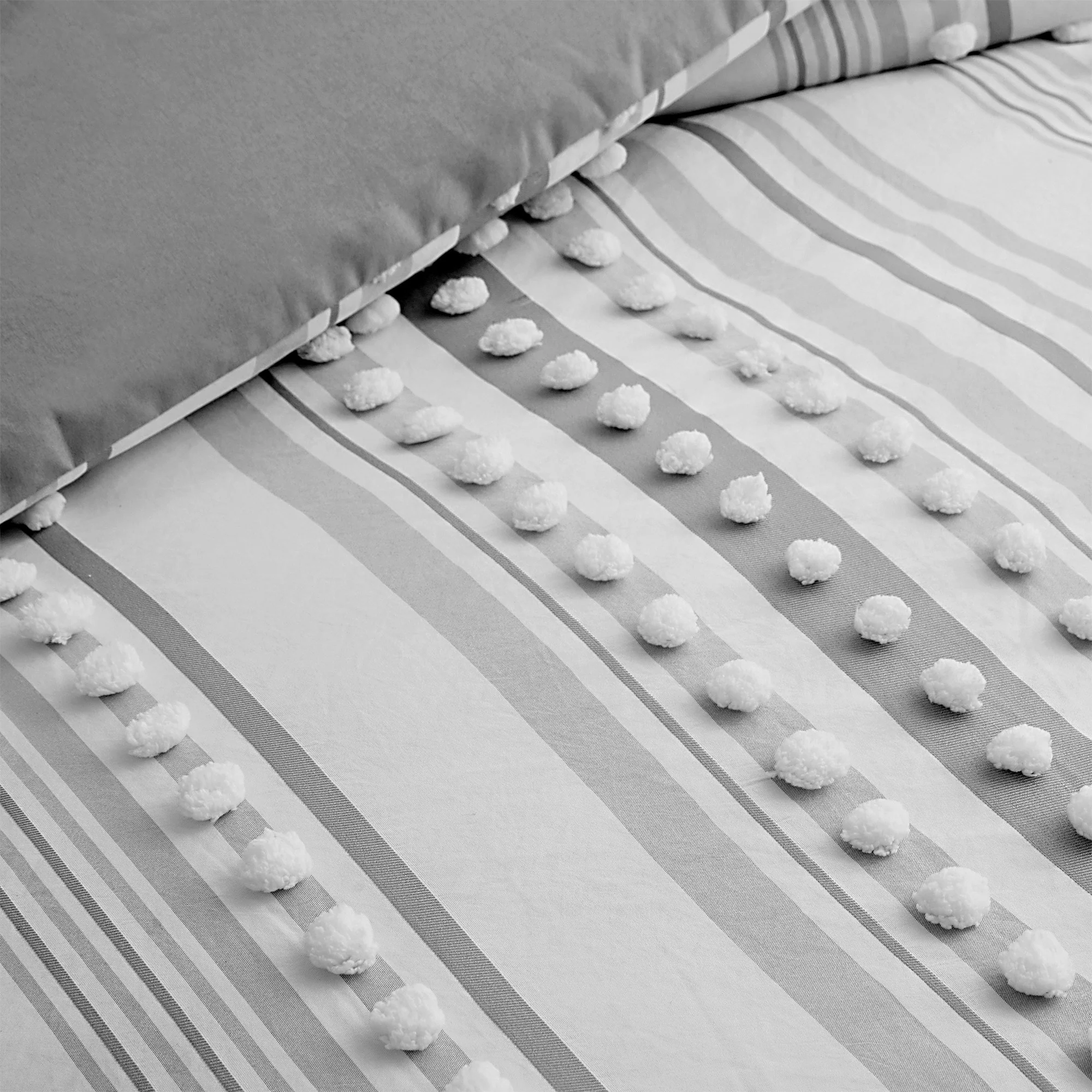 23C24498-EBB7-C01A-E7E4-E33EBE0D0256