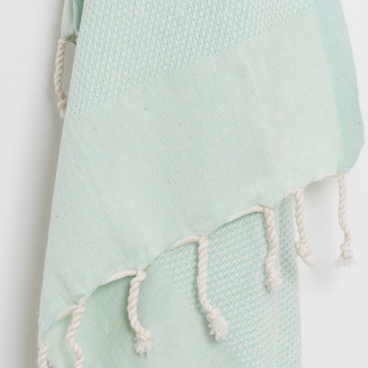 25FD7804-5295-8D28-8696-D634EF94A445