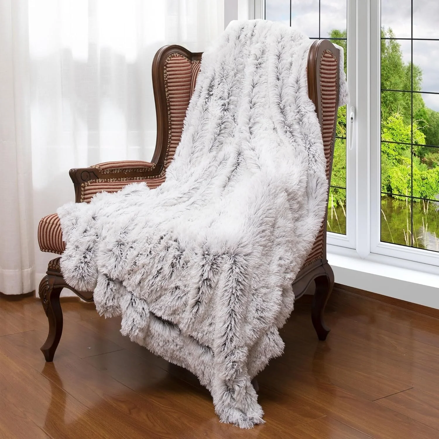 265A0B61-8B33-EFB5-7BDE-AB6FC854B738