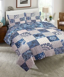 Laural Home kathy ireland® Small Business Network Member Dream Patch Quilt Set