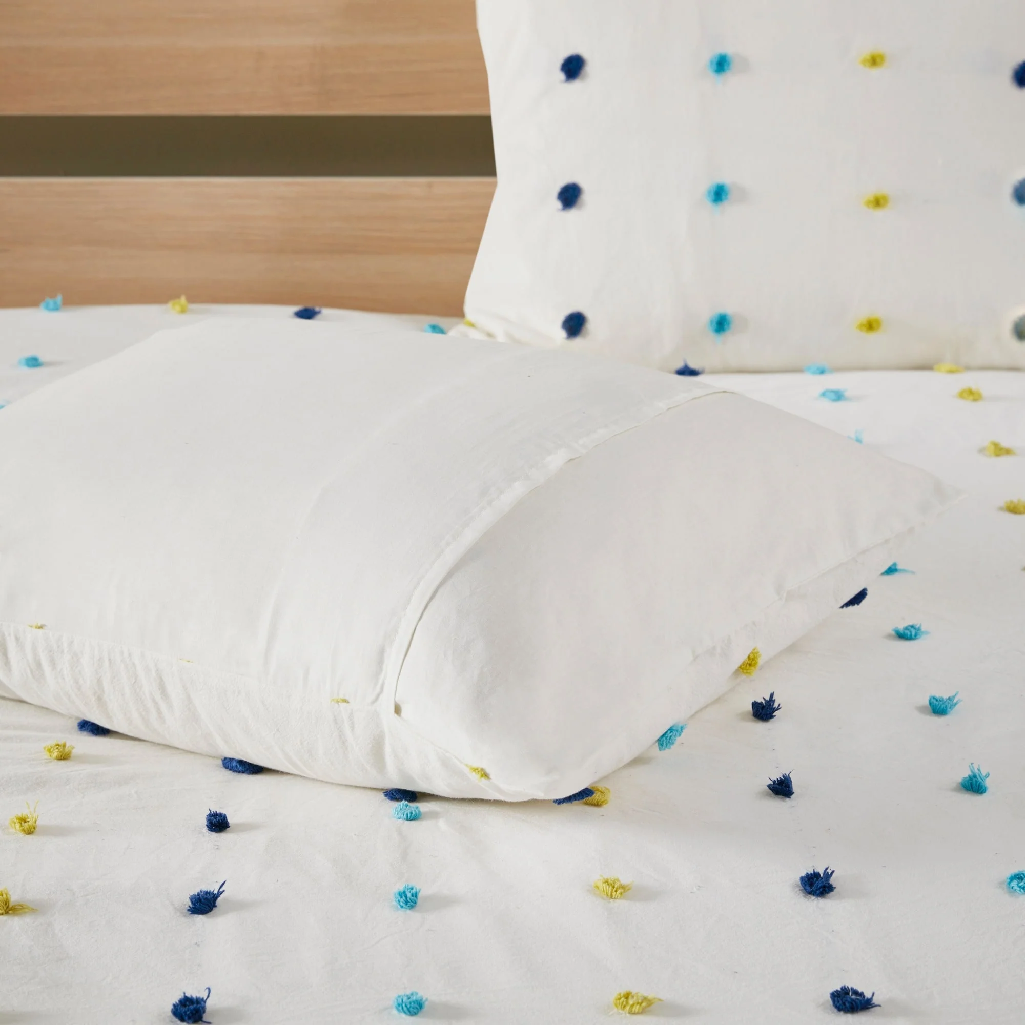 2CEFEDF2-E645-CB3E-E2EB-0DD2B7616B67