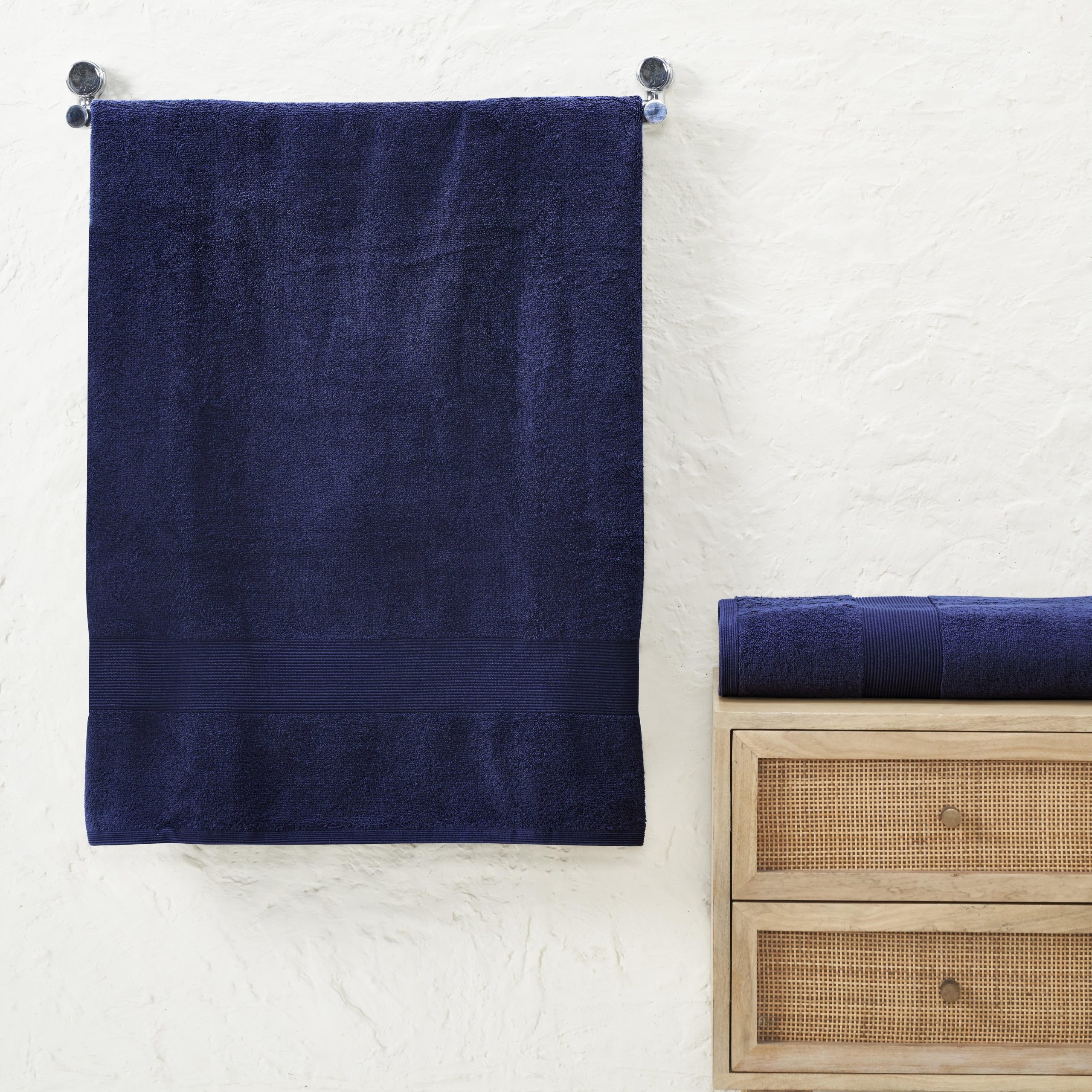 2F5AA26E-7ED2-77FD-6D14-4AD3C8CC8526