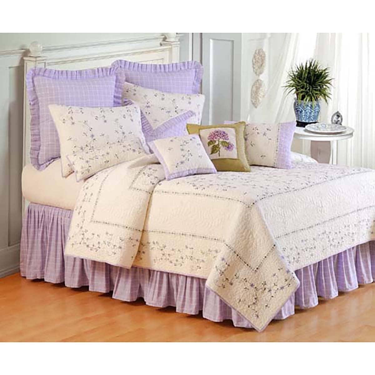 26" x 26" Lavender Plaid Euro Sham