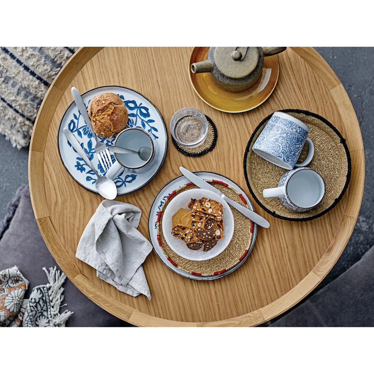 30DF63F3-BFC6-50F2-CEDC-35F62B7F3543