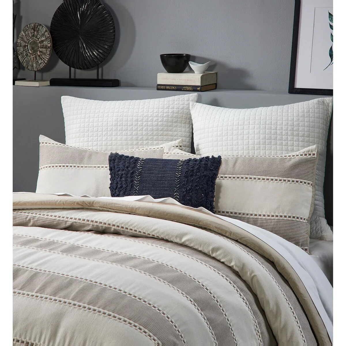 32E63AD2-CC00-3B38-E58A-158E9116B6B8