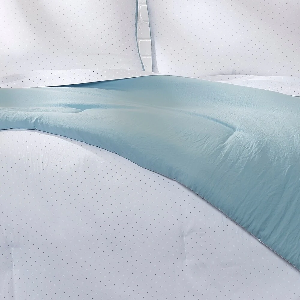 390D18A5-3BA3-B8A1-90F7-505F70459D6F