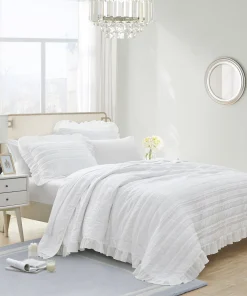 Beaute Living Ruffle Stripe Clip 3-piece Quilt Set