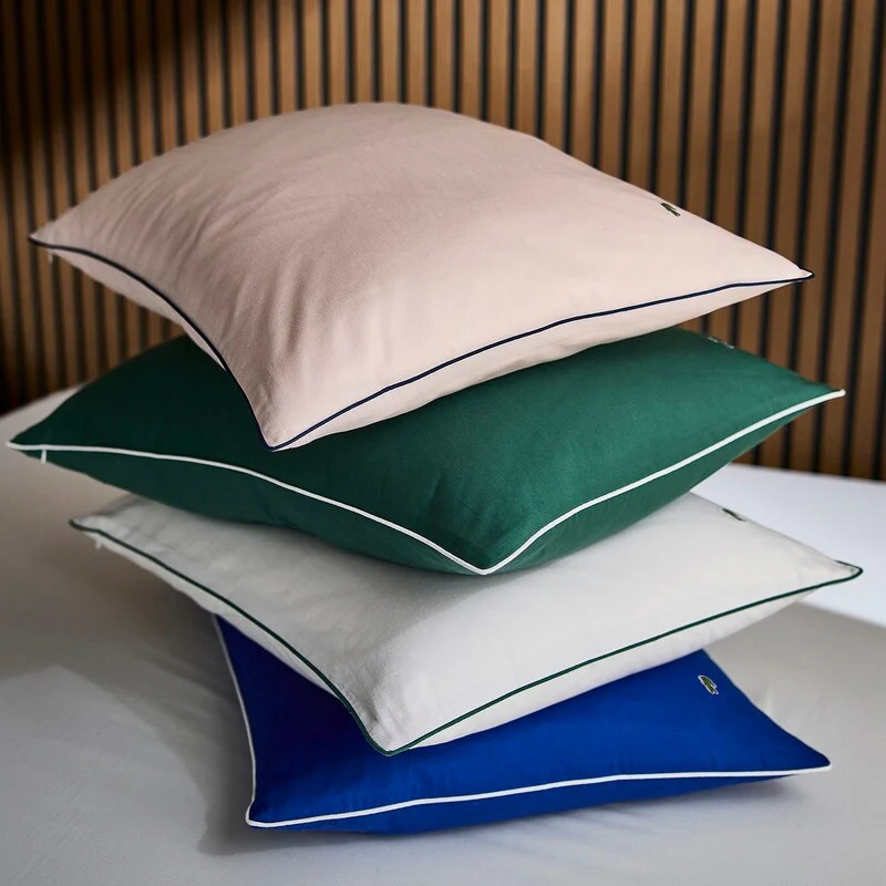 3DB24E53-38A4-CD64-4116-6ADE7E182375