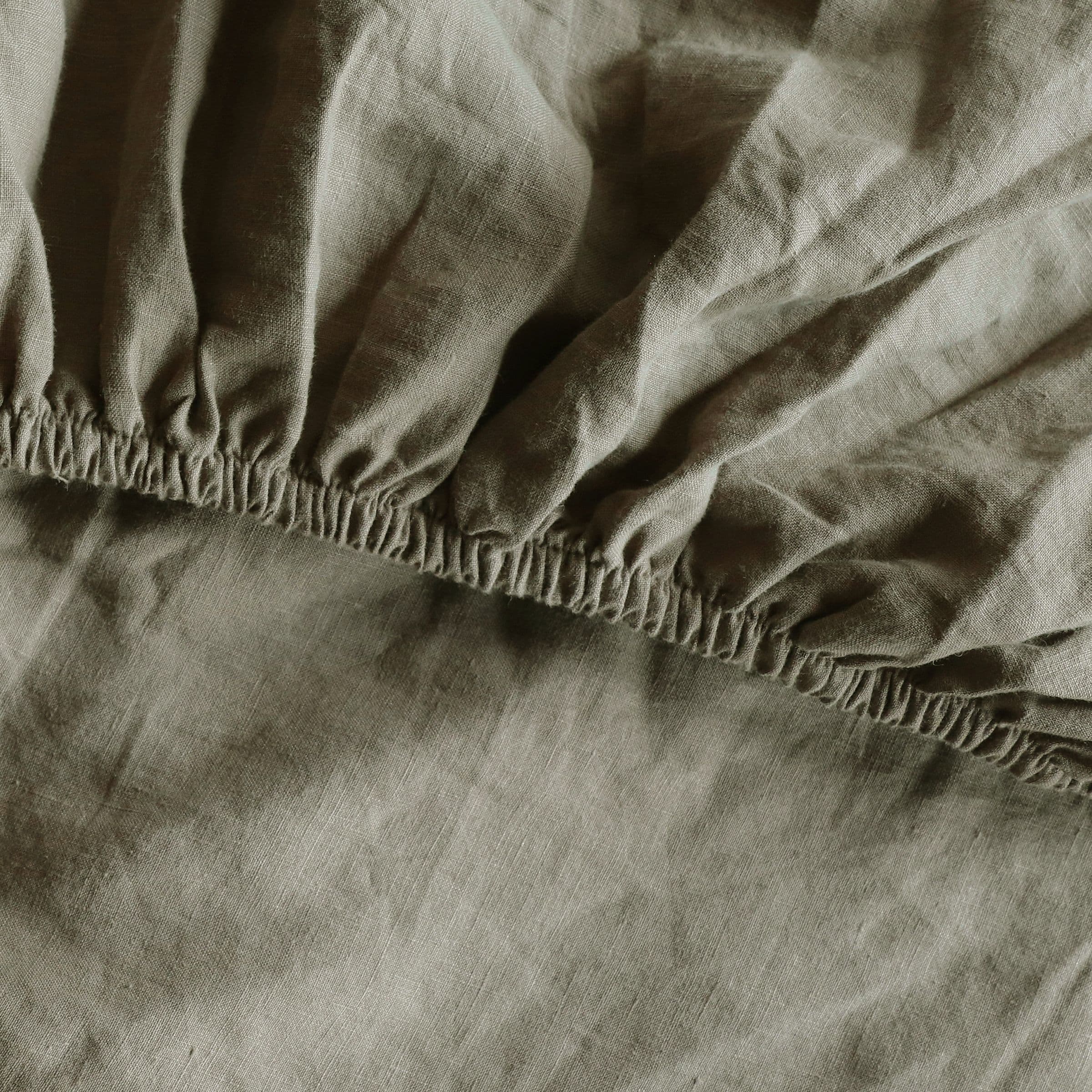 412B7E85-98D6-608B-5BC4-3EB11549828E