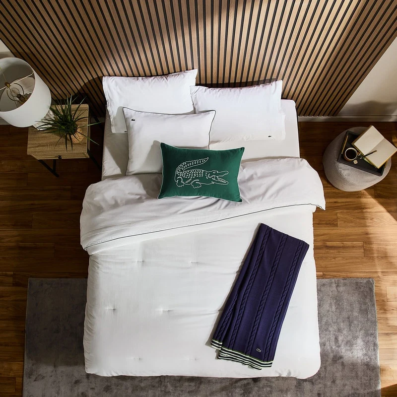 4B0F7694-CE19-CC58-B69B-6064818FD6DF