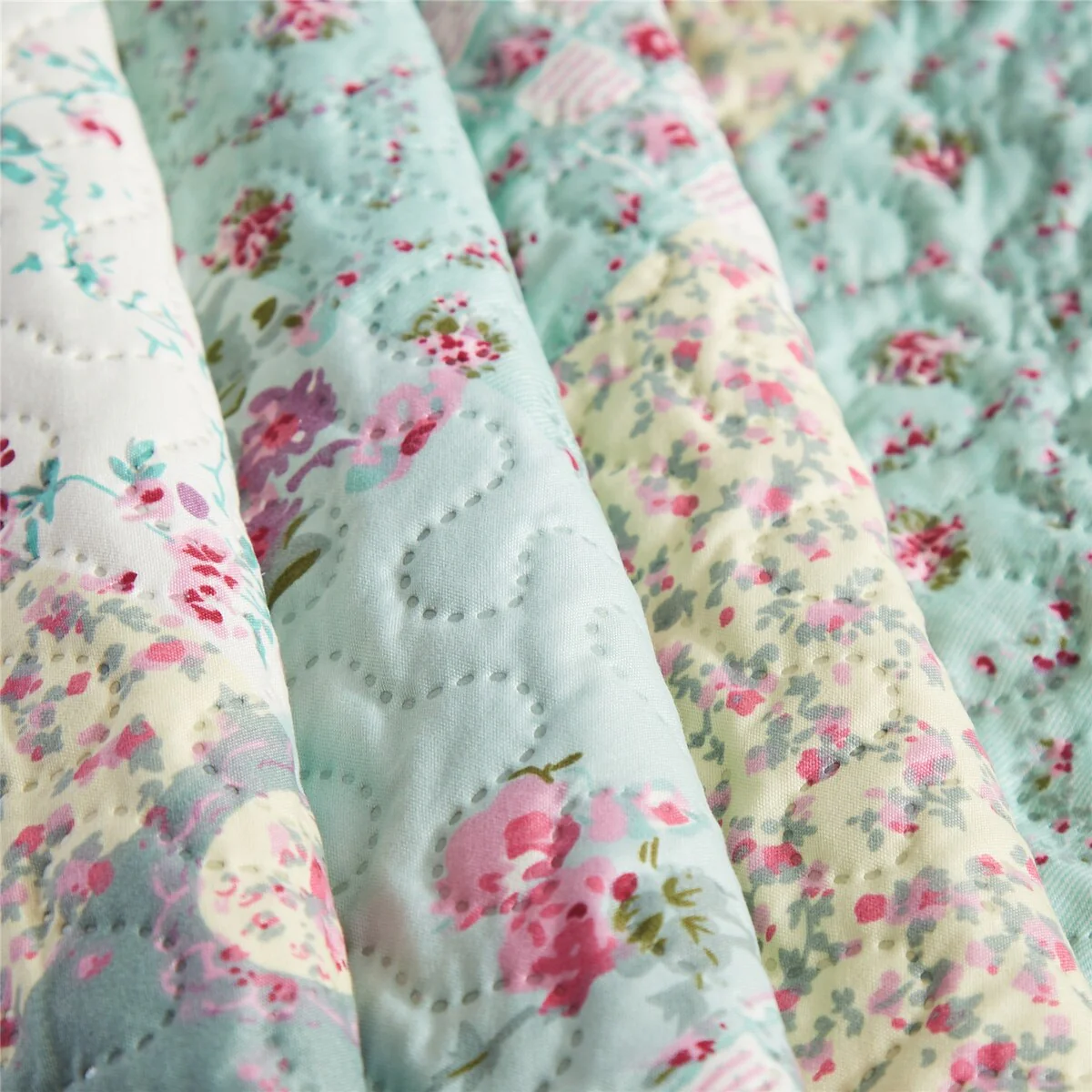 4B80E100-8CC2-DA4C-6303-5C0DAF1FDD1E