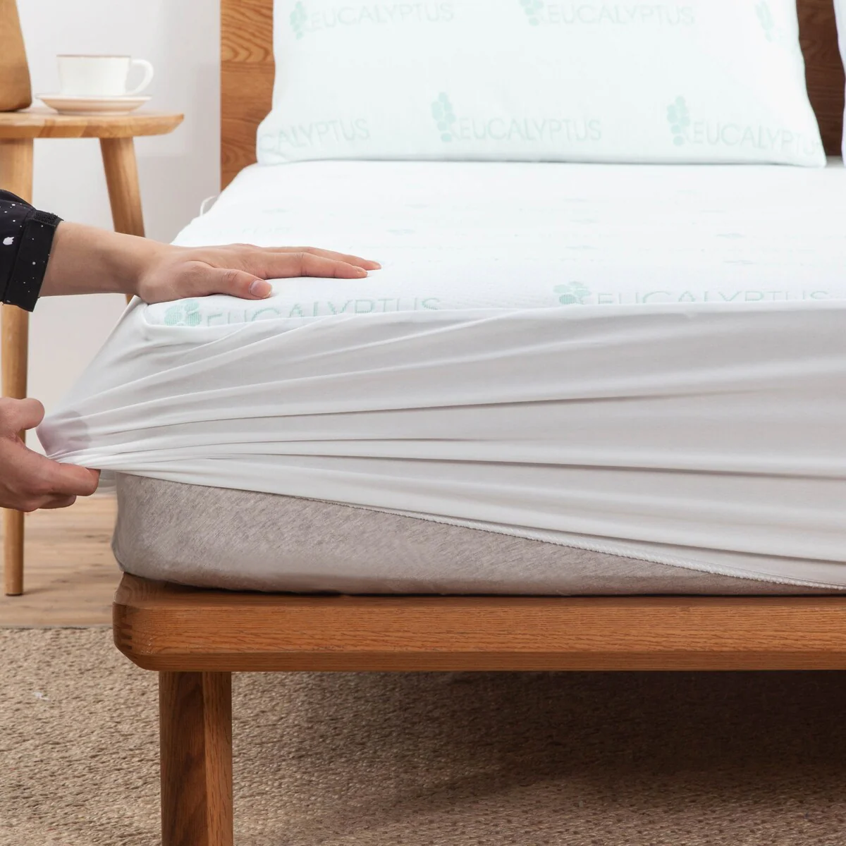 4BB06CE1-123B-5A0F-8618-4959B0BE4E9D