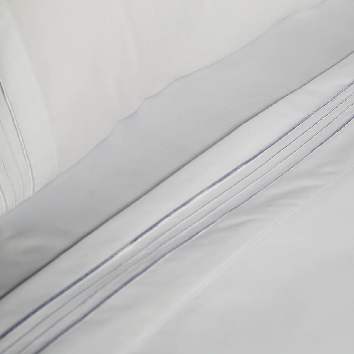 4CB58586-07B2-15FE-2CCF-1B89AAC57C41