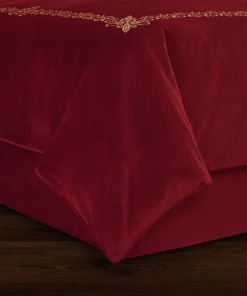 J. Queen New York Noelle Christmas Bedskirt