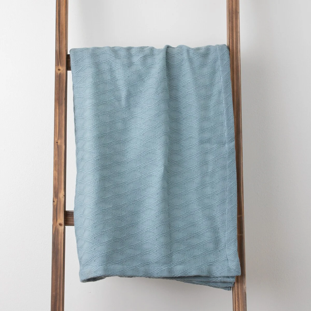 4E32D1E3-1C5A-DD69-B0E8-57D1C4EFB166