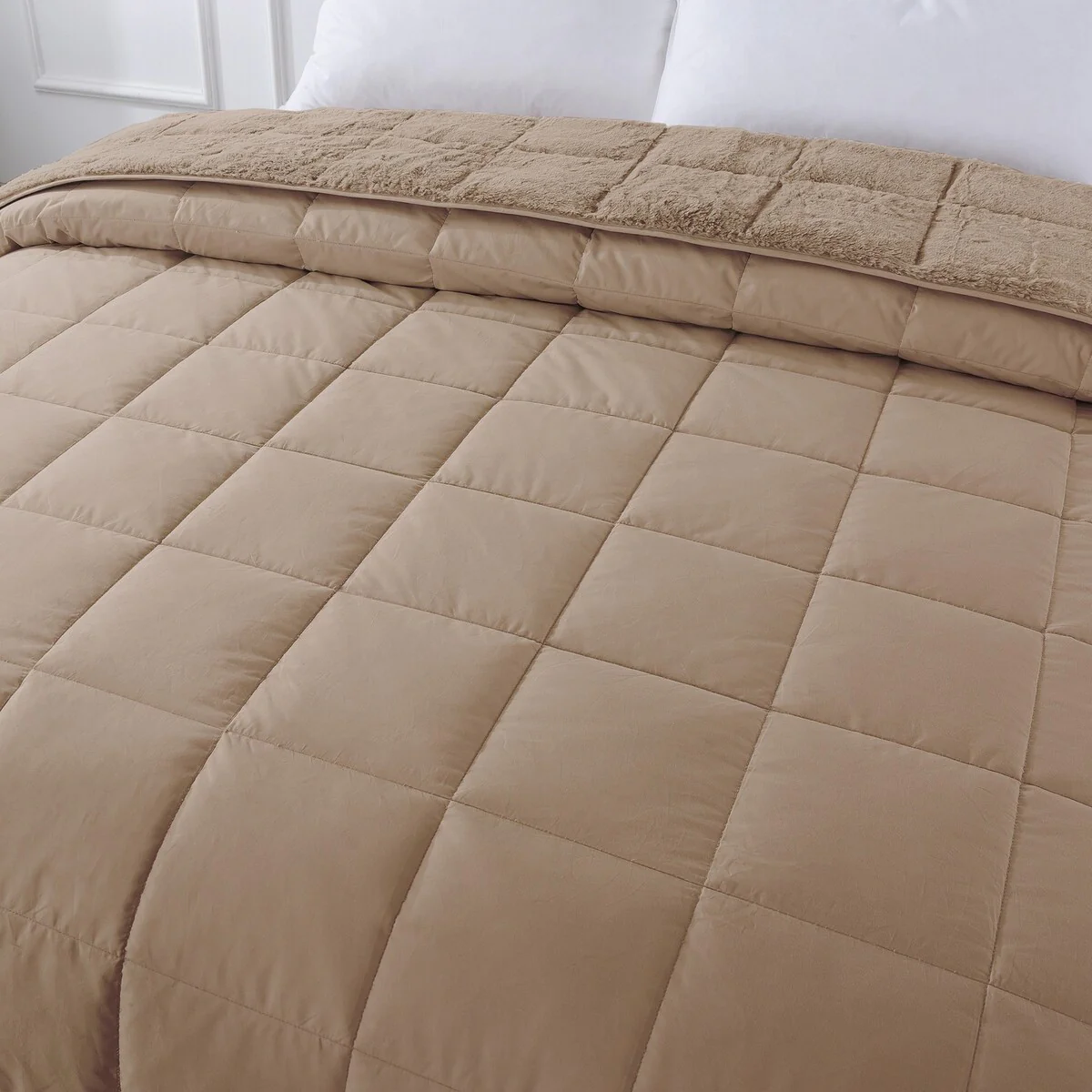 4EB65179-31DC-8F8E-107F-27FBC184B878