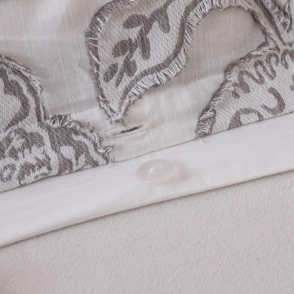 511BE38A-AFA0-4856-02B6-15E9039A09BE