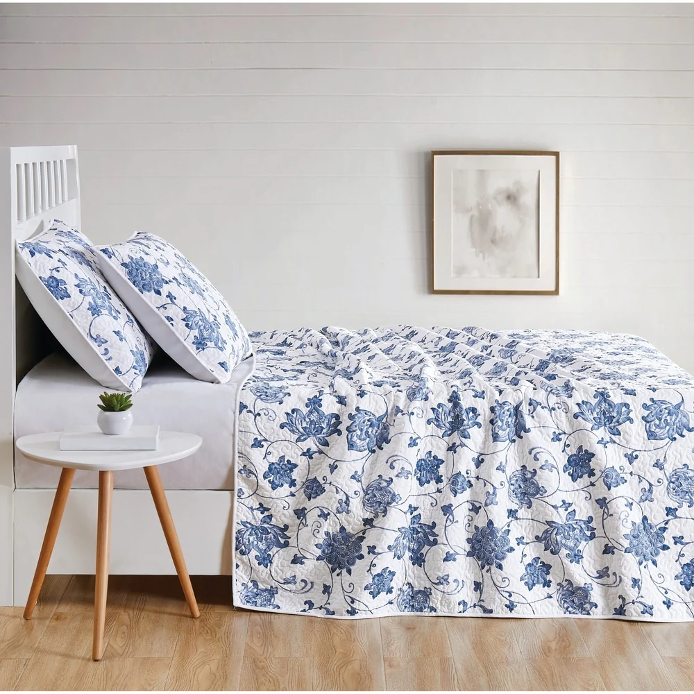 51D2BA46-436B-3819-BF4C-7EF415D2FD1C