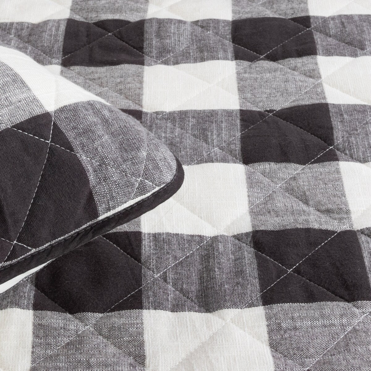 5AAE4D3C-4339-FD2A-A809-0D47ACEF9B90