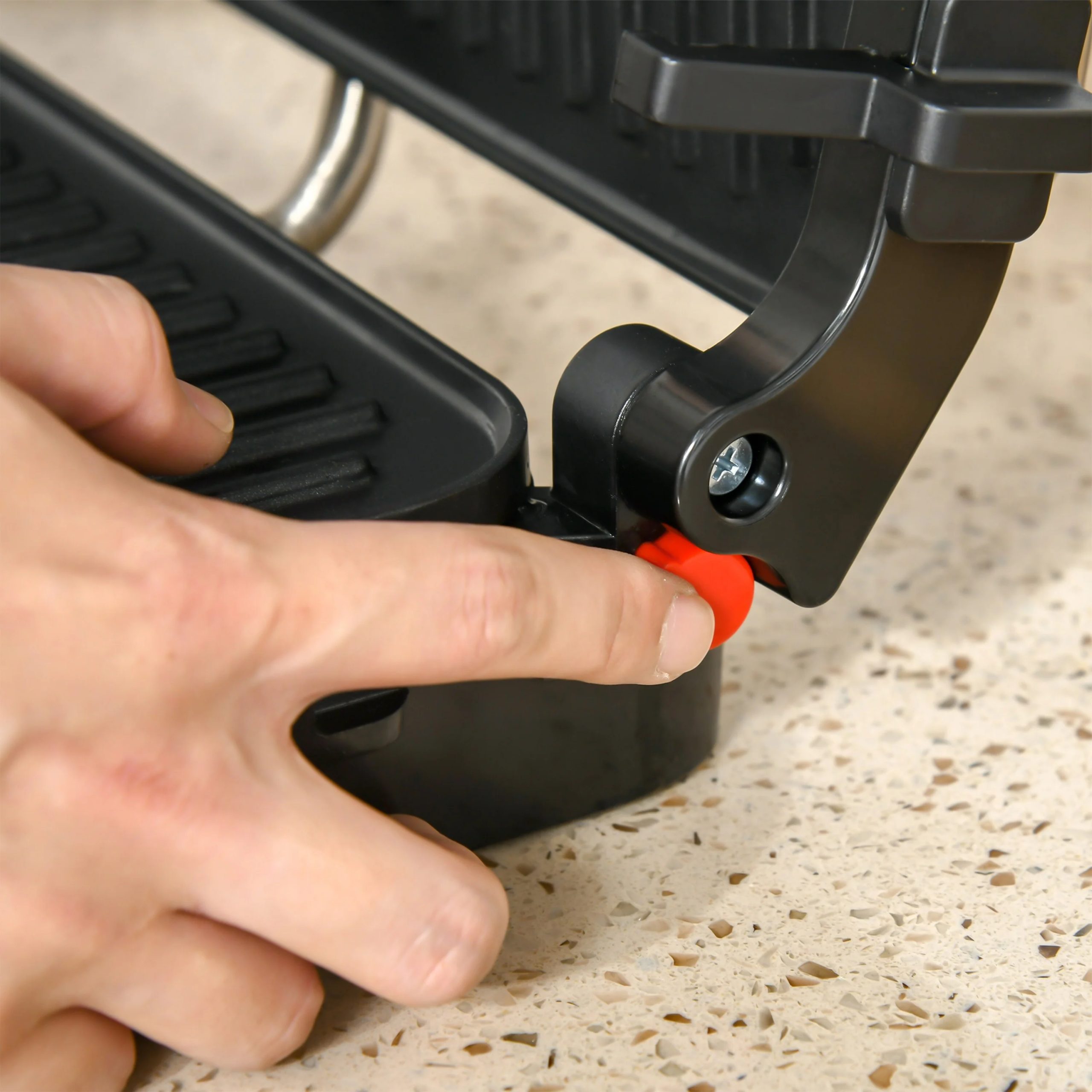 5E0A3A1C-7D37-55BA-17A2-0C8122C090E0