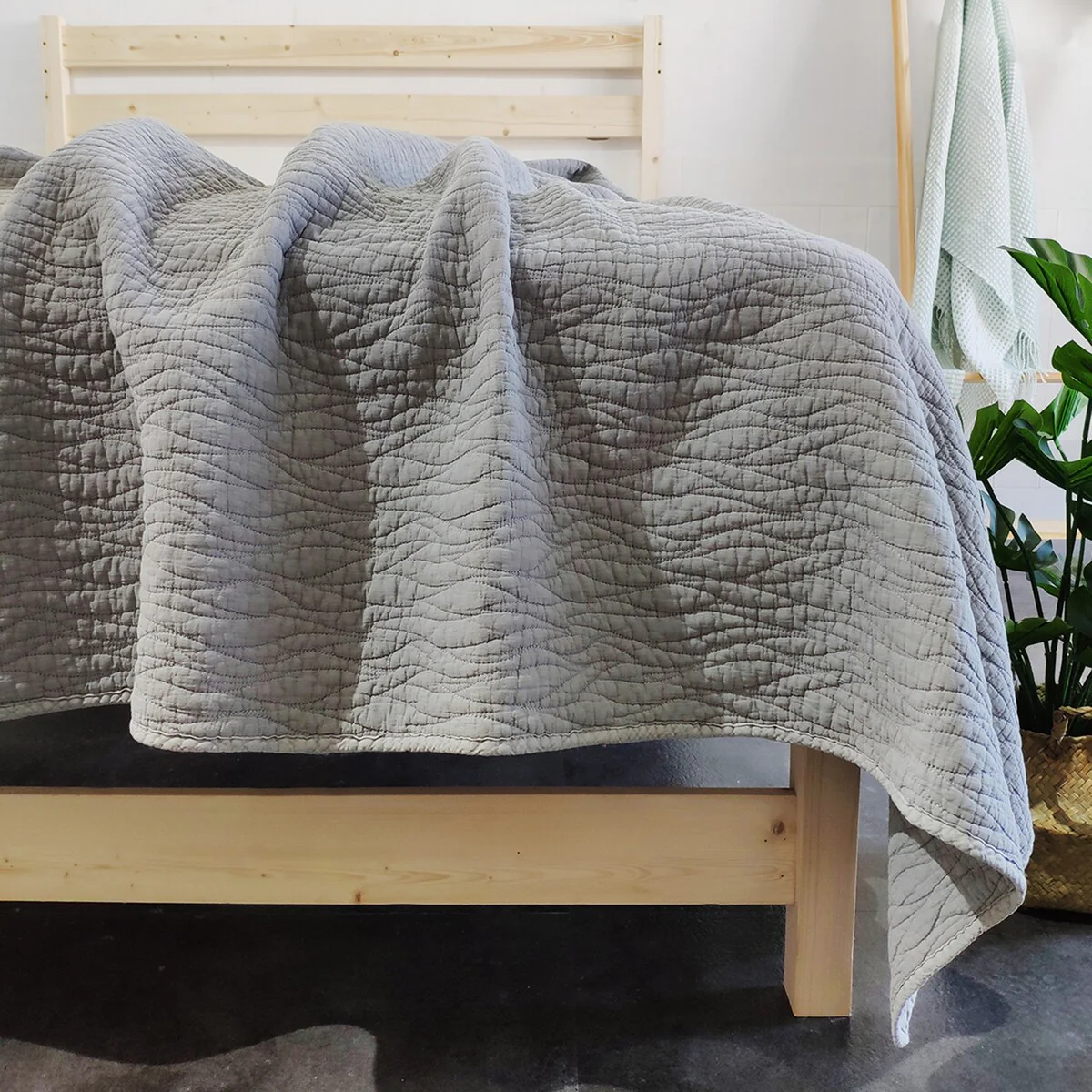 5F765583-09BE-0E34-E496-1A615F5EB636