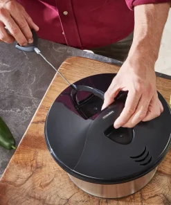 Leifheit Black/Silver Stainless Steel Salad Spinner