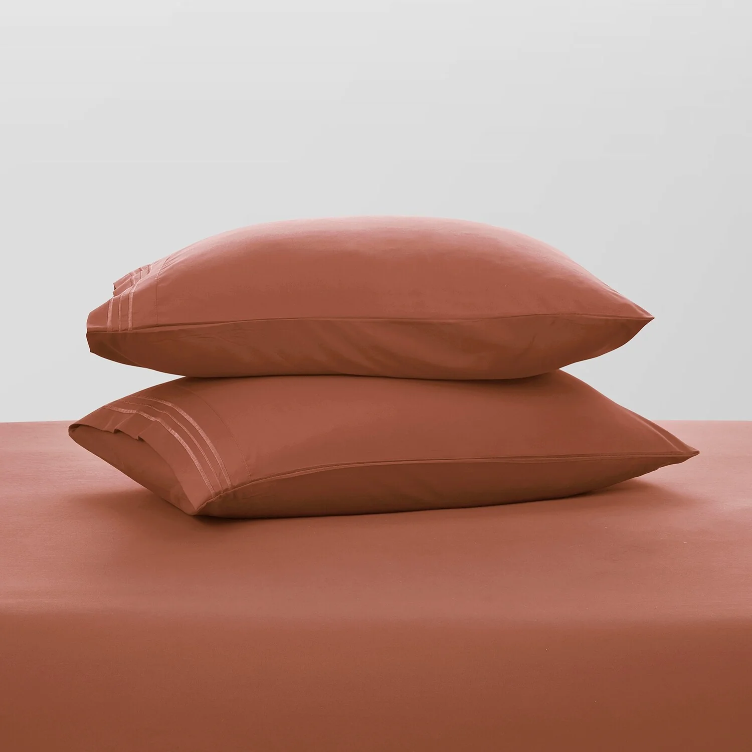 64C3AE8B-8450-54BC-E2B7-227196E26043