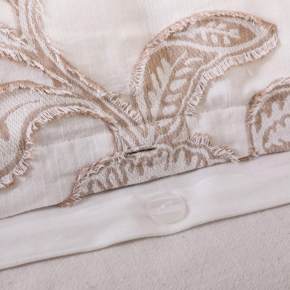 65F717B6-DCC1-A2BE-6B86-72F0074DD87E