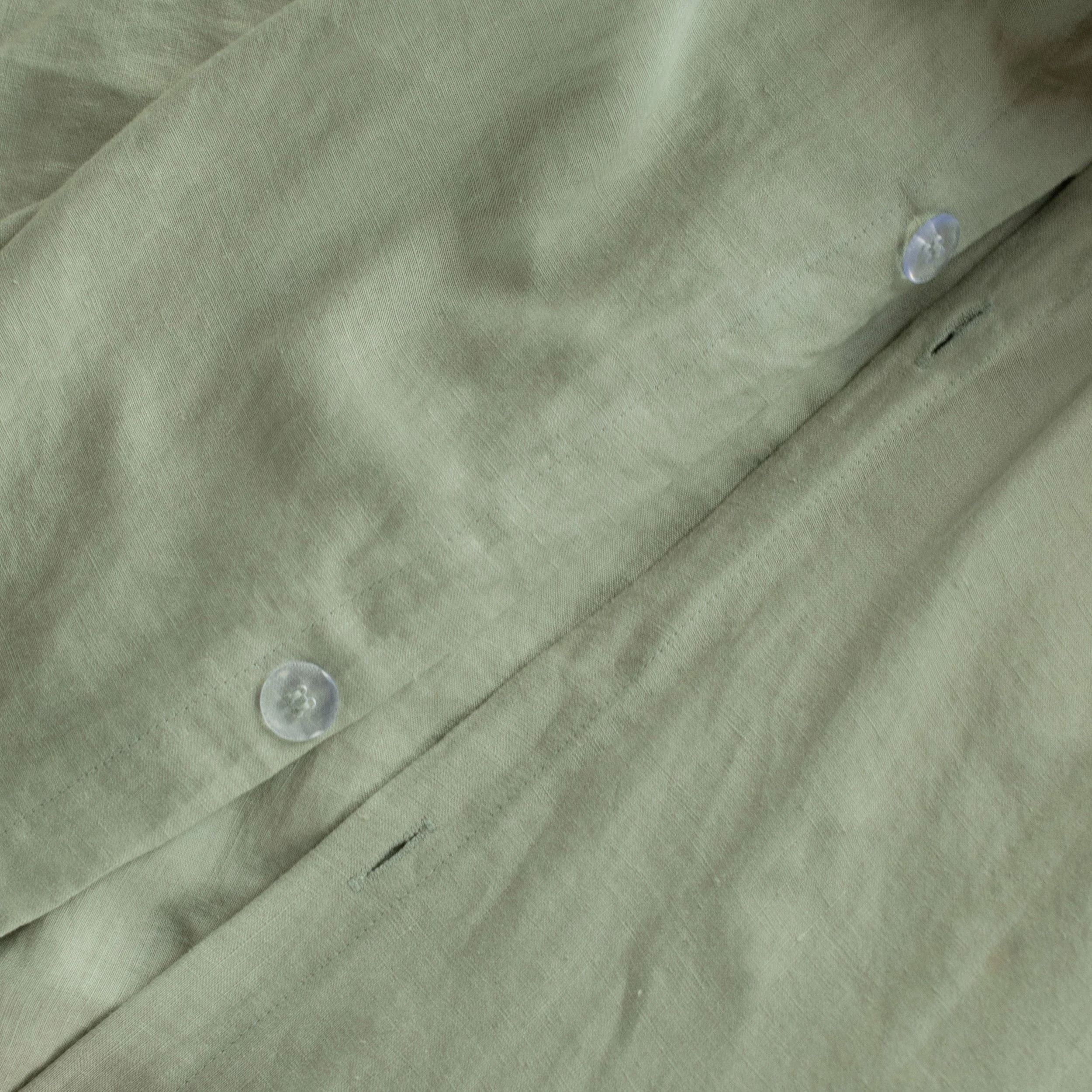 69706B8E-E6DC-4043-3002-8A9BEEAB180F