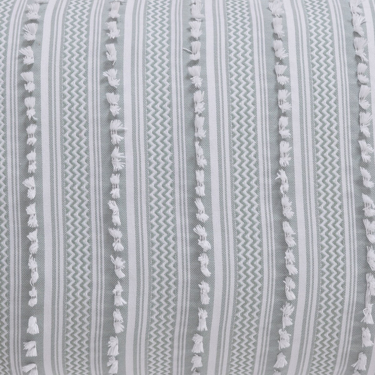 6B87D3EE-A6A9-3C29-5D2F-313503BD2338