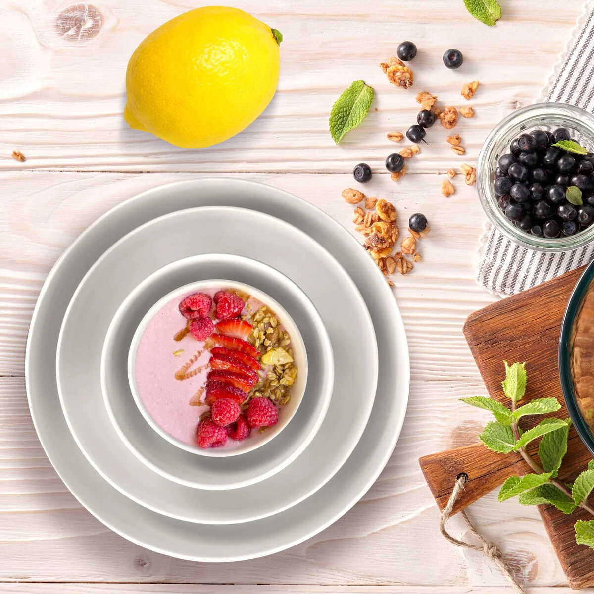 Basics 14 Piece Round Bowl Set in Porcelain