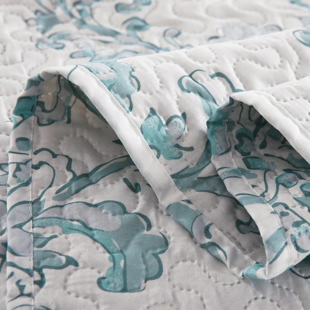 73E10D94-0649-1EDF-50F7-5C8EEEF94A48