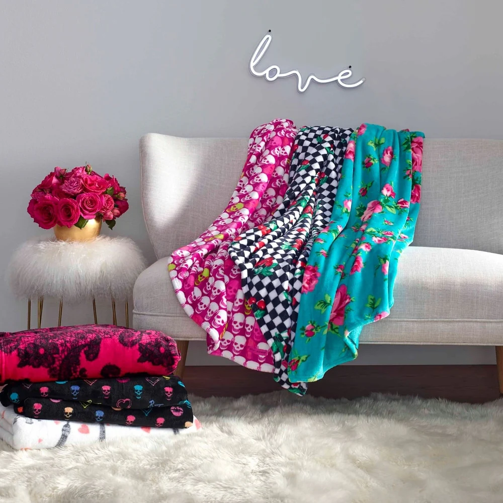 744E490E-671E-378F-EA18-1E30B9498F34